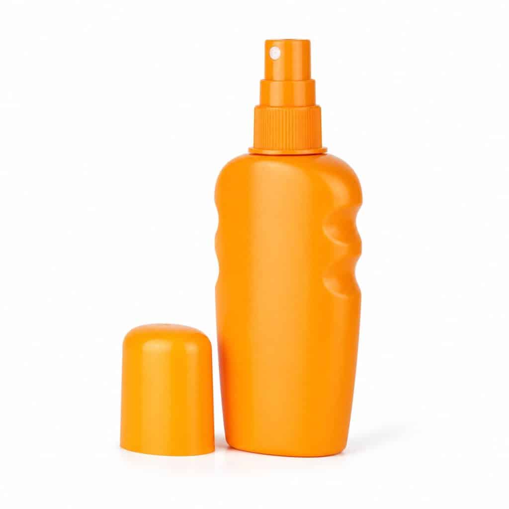 Spray solaire enfant SPF50+ présenté seul
